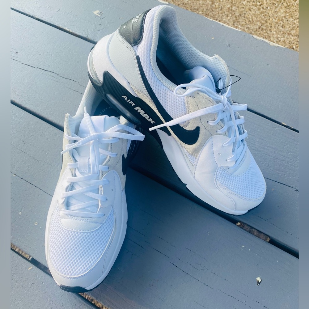 Nike Air Max Excee Low White Black
Grey Men's Shoes Sz 10 - Picture 8 of 14